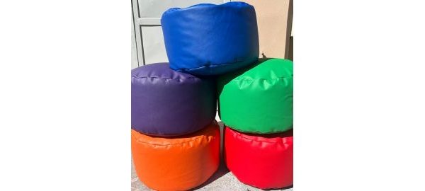 Taburet Puf cilindru sau cub, pentru interior-exterior